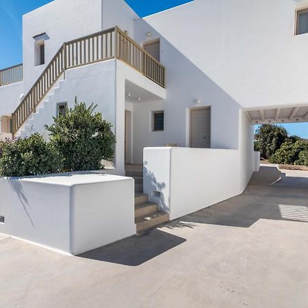 Milia Gi Suites Полония Екстериор снимка