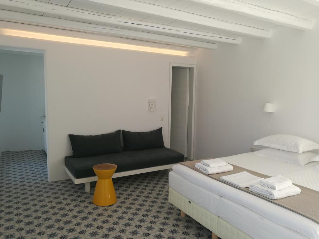 Milia Gi Suites Полония Екстериор снимка