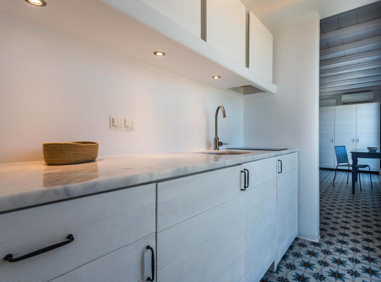 Milia Gi Suites Полония Екстериор снимка