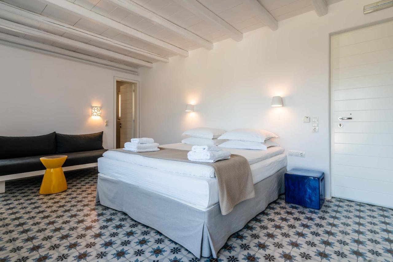 Milia Gi Suites Полония Екстериор снимка