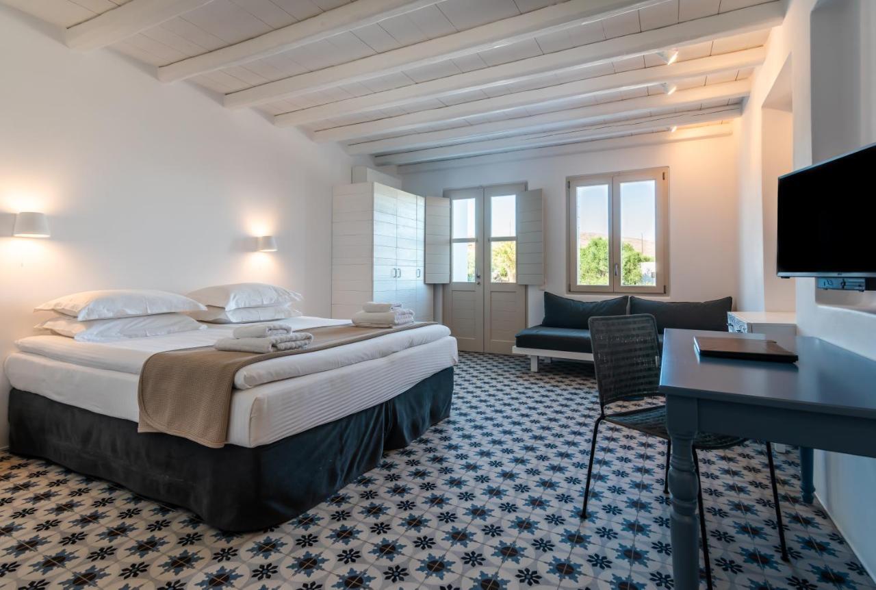 Milia Gi Suites Полония Екстериор снимка