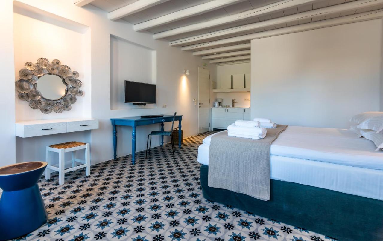 Milia Gi Suites Полония Екстериор снимка