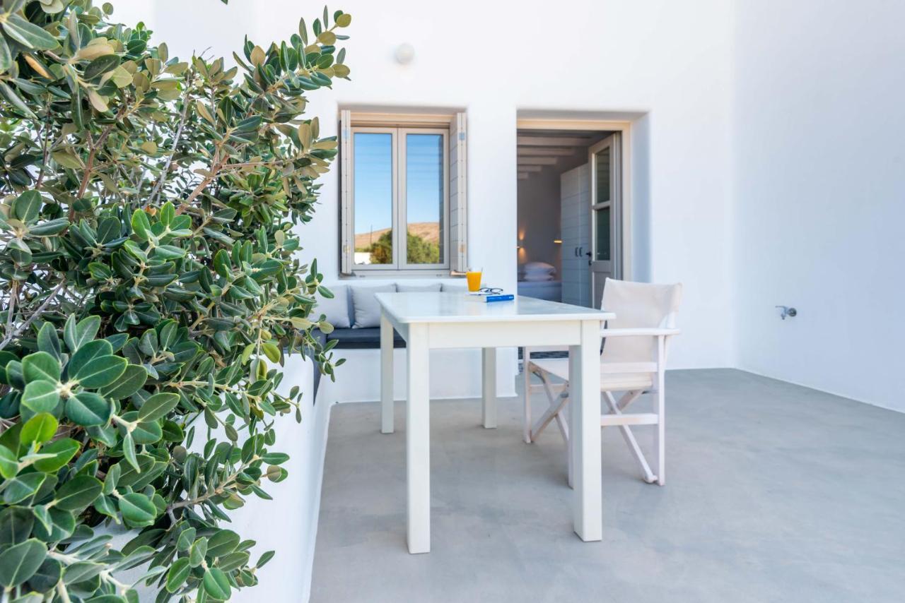 Milia Gi Suites Полония Екстериор снимка