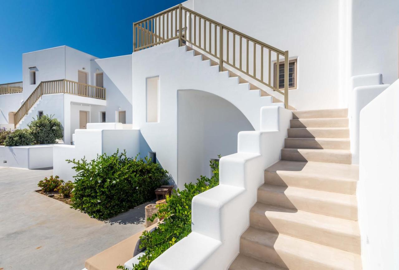 Milia Gi Suites Полония Екстериор снимка