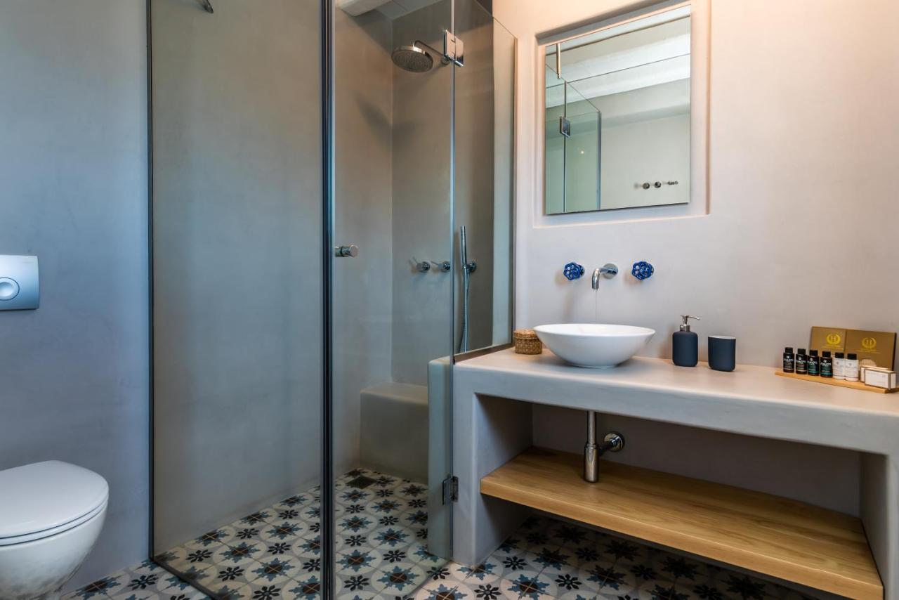 Milia Gi Suites Полония Екстериор снимка