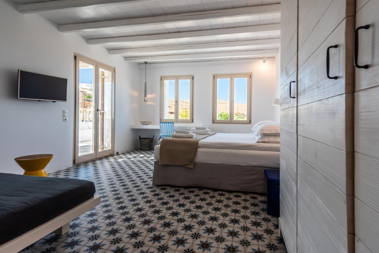 Milia Gi Suites Полония Екстериор снимка