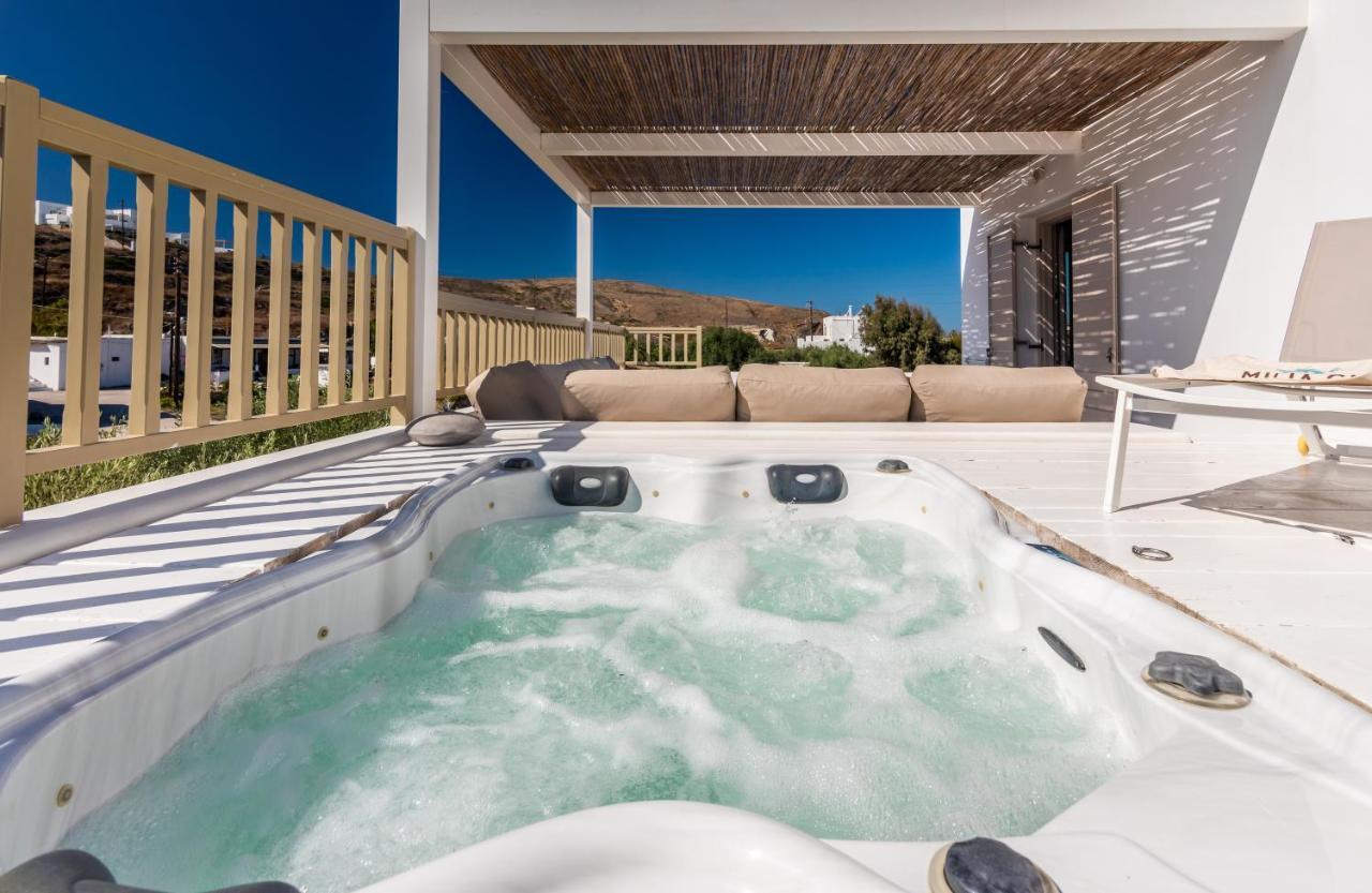 Milia Gi Suites Полония Екстериор снимка